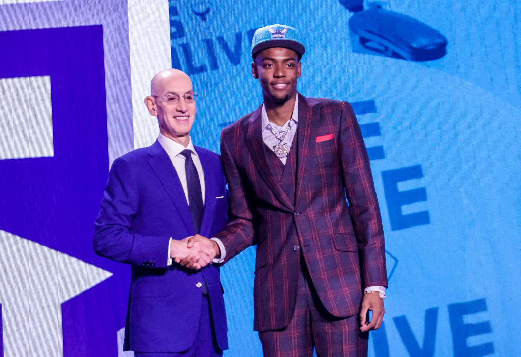 Twins Ausar and Amen Thompson become first brothers selected in top 10 in same year