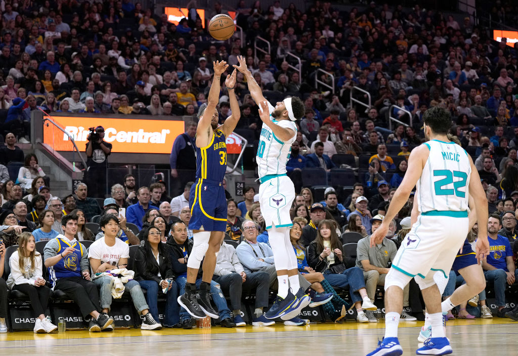Charlotte Hornets v Golden State Warriors