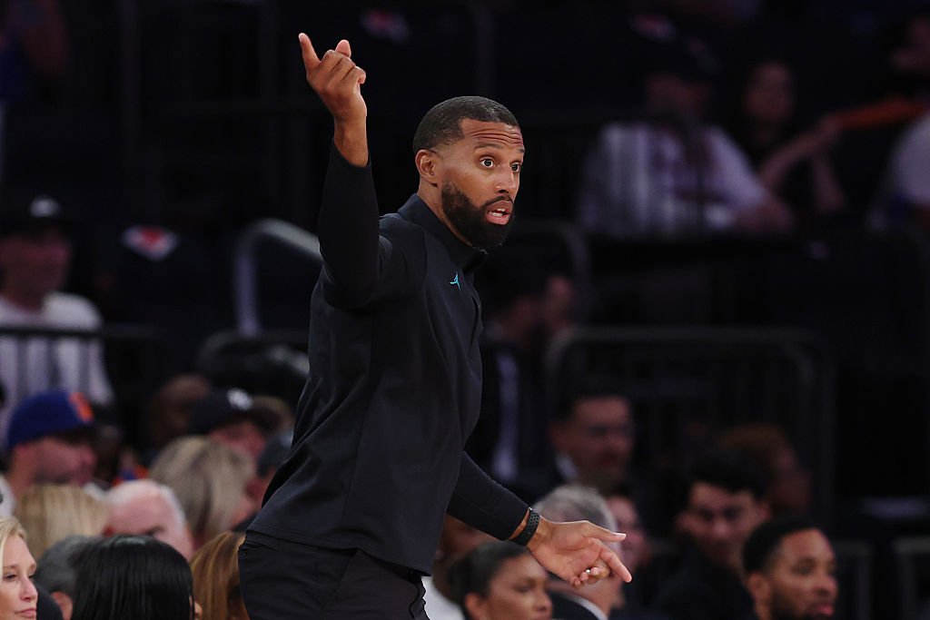 Charlotte Hornets v New York Knicks